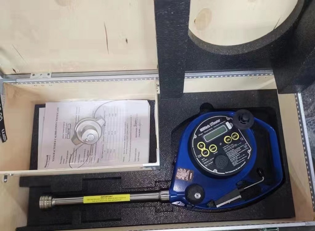 霍尼韦尔Honeywell手持式密封液位计/便携式计量仪/手持式液位计/手持式密闭液位计/油水界面仪 50米油尺 型号:GTEX SS1-Q2/HONEYWELL库号：D345433